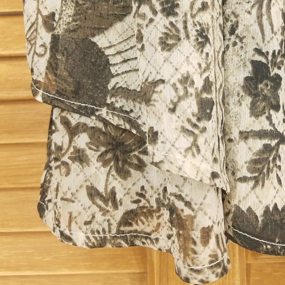 Flowy Floral Mini Skirt - Picture 11 of 11